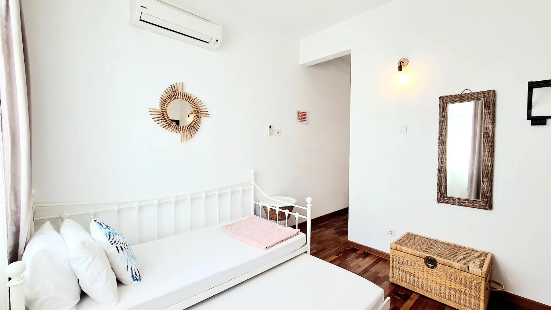 Ocean 25 Shamrock Beach Big Group 6 Bedroom 5 Bathroom With Pool Tanjung Bungah  Tanjung Bungah (Penang)